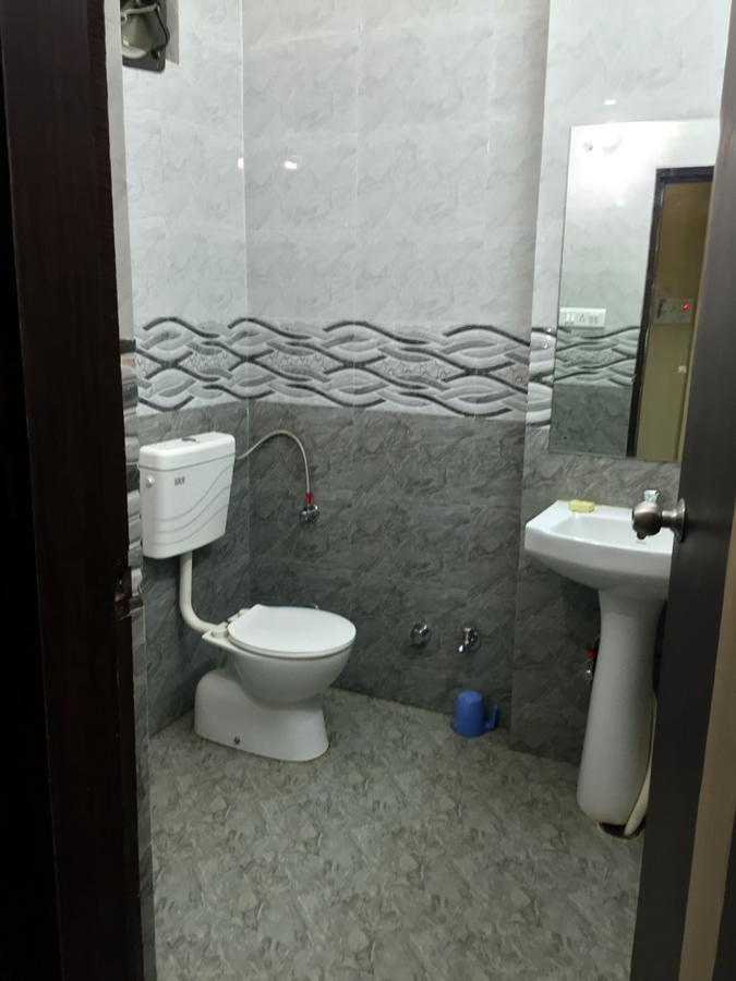 Hotel Lalit Palace Babina Номер фото