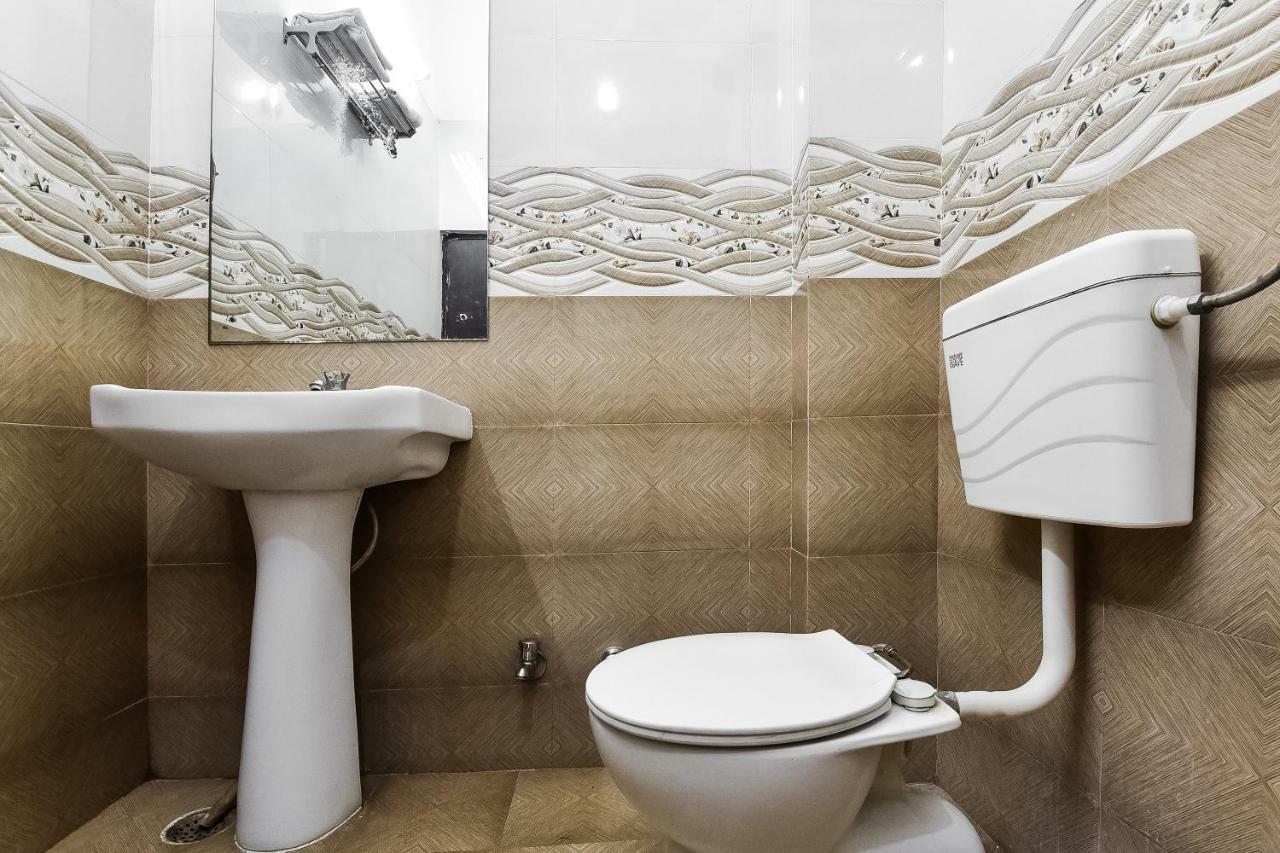 Hotel Lalit Palace Babina Экстерьер фото